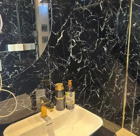 Vip Otel