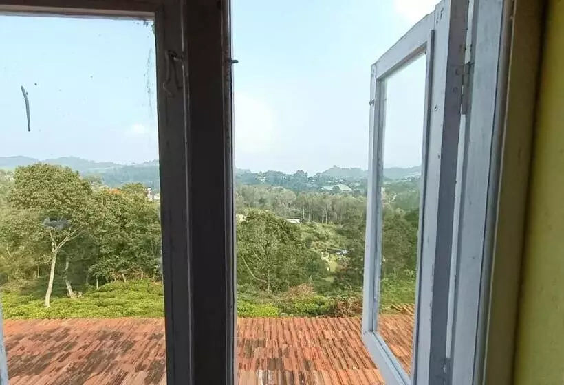 ベッドアンドブレックファースト Adithya Sunrise View Cottage