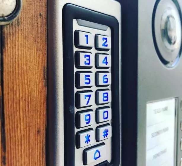 Aamiaismajoitus (B&B) Bb Diesis