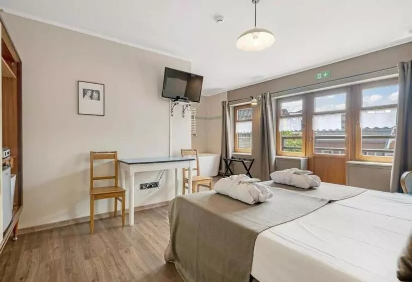 ベッドアンドブレックファースト Café René Borgloon