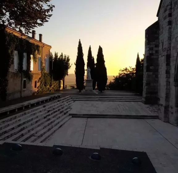 Aamiaismajoitus (B&B) Sur Le Chemin