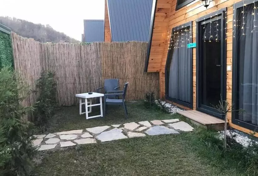 Aamiaismajoitus (B&B) Teona Kartepe Bungalov