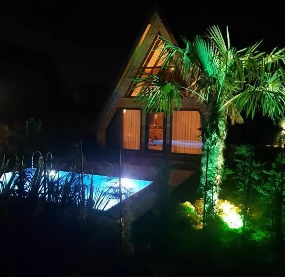 Aamiaismajoitus (B&B) Teona Kartepe Bungalov