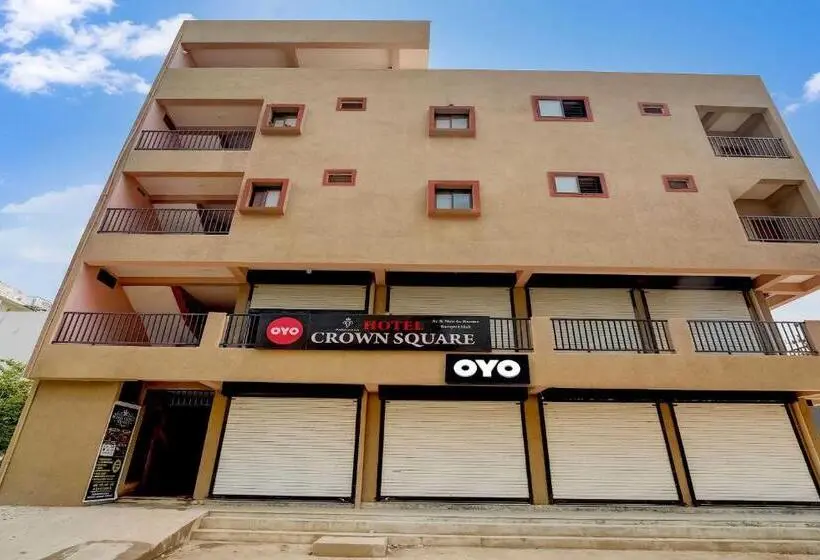 Super Hotel O Crown Square