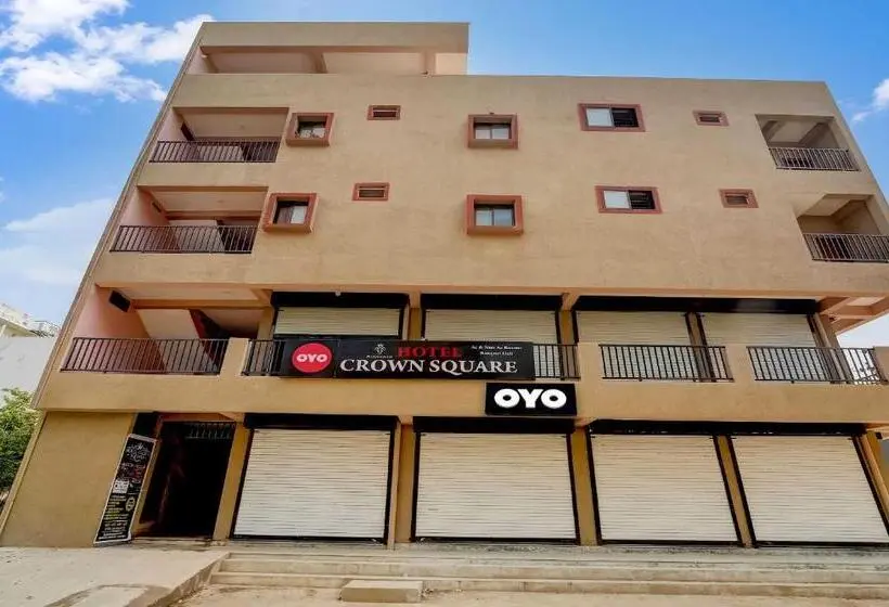 Super Hotel O Crown Square