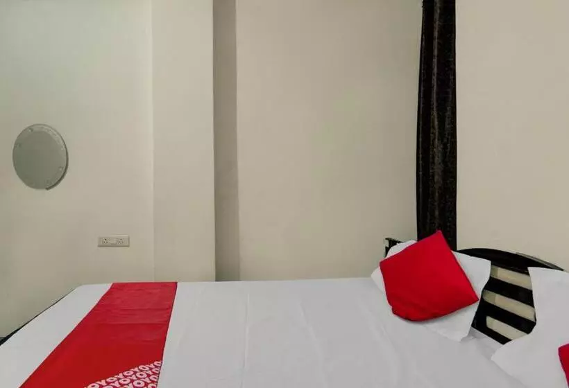 Hotelli Oyo Flagship Residence Inn Guest House