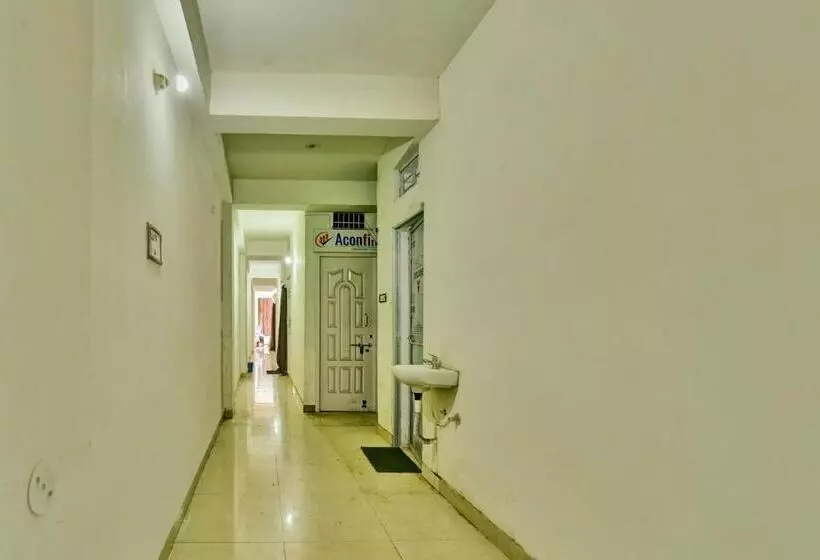 Hotelli Oyo Flagship Residence Inn Guest House