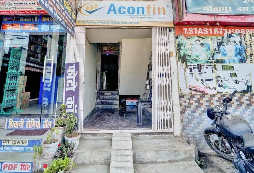 Hotelli Oyo Flagship Residence Inn Guest House