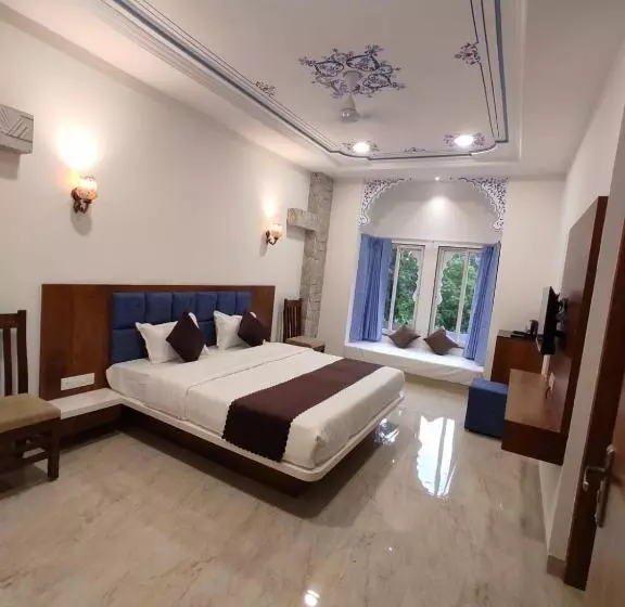 ホテル Paradise Palace & Restaurant, Udaipur