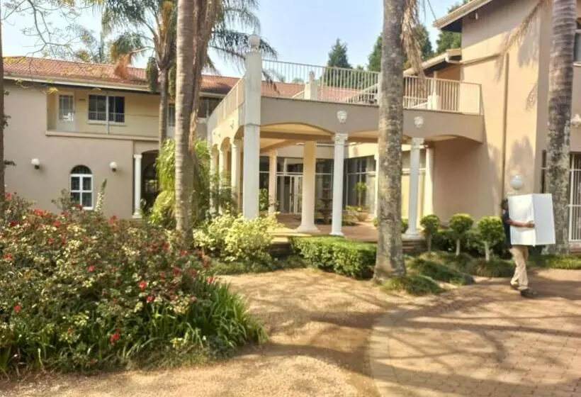 Majatalo Emfuleni Hilton Guest House