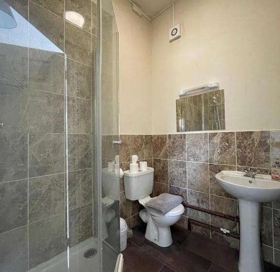 Portland Outdoor Centre Hostel