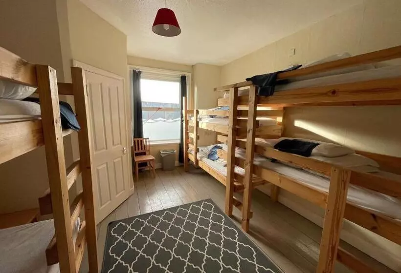 Portland Outdoor Centre Hostel