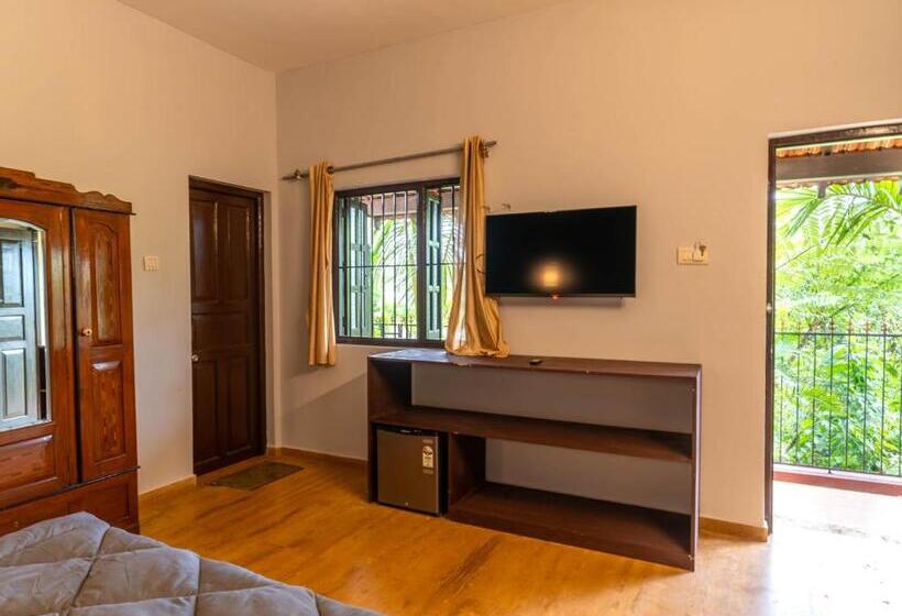 Schronisko Madpackers Goa Anjuna   Bunks, Rooms, Community