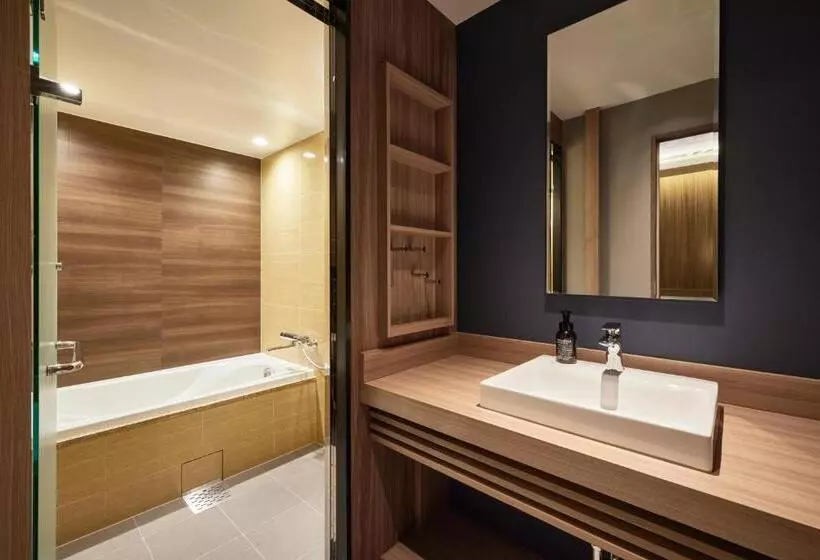Alfit Hotel & Bar Akasaka