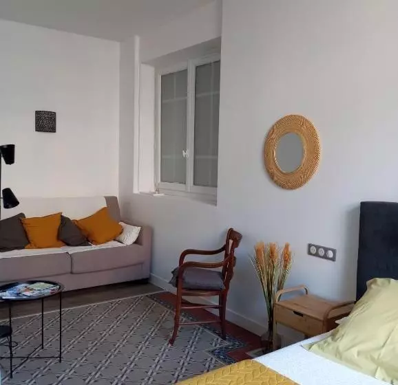 ベッドアンドブレックファースト Chambre D Hôtes Pmr Hildegarde