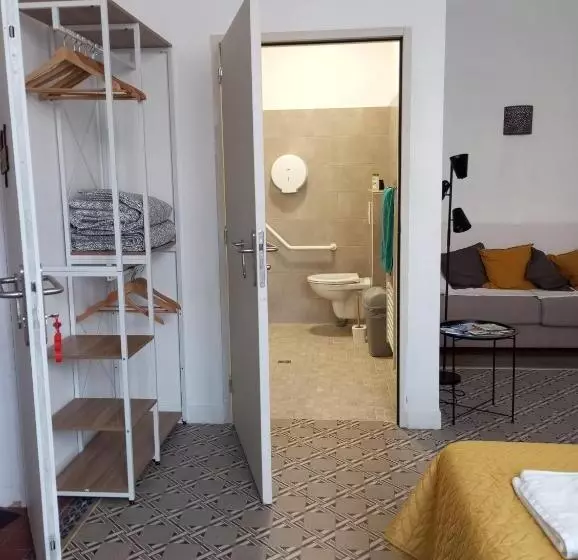 ベッドアンドブレックファースト Chambre D Hôtes Pmr Hildegarde