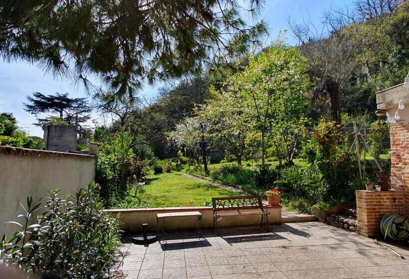 تختخواب و صبحانه Chambre D Hôtes Pmr Hildegarde