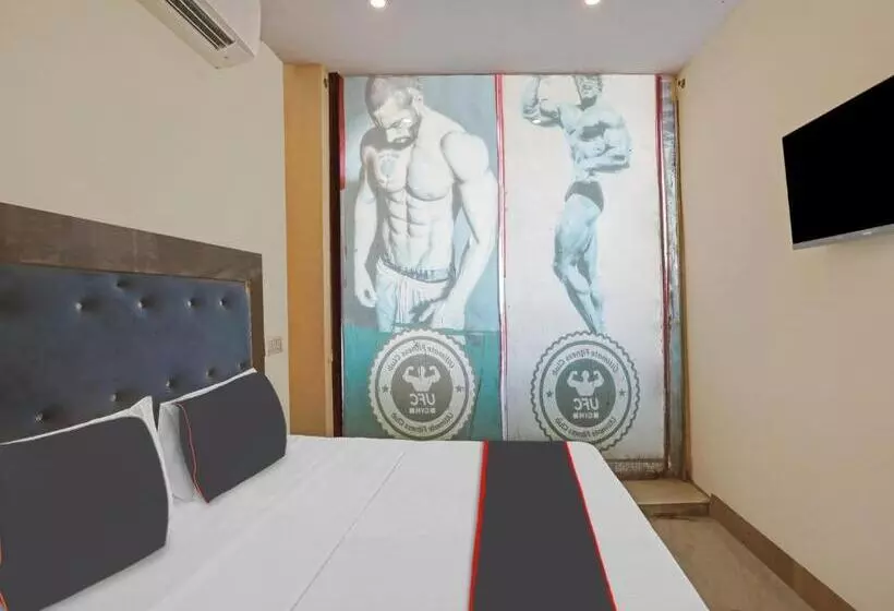 Collection O 81278 Hotel Rn Residency
