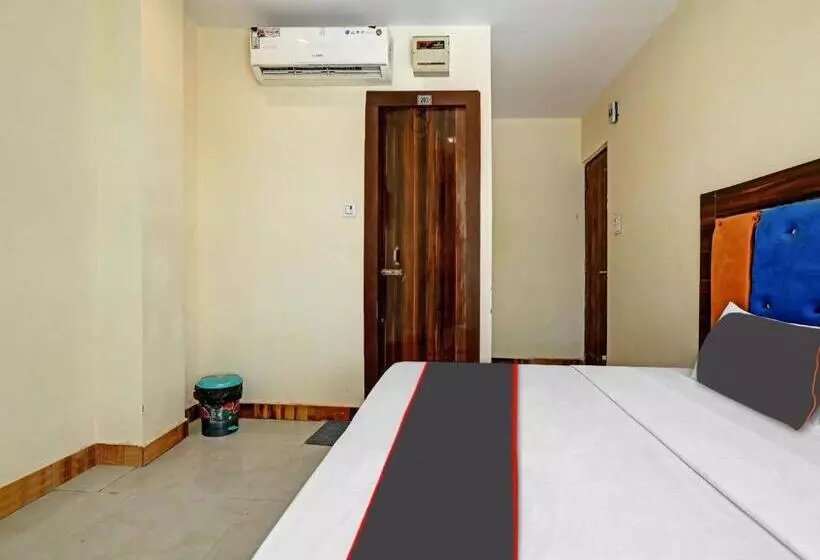Collection O 81278 Hotel Rn Residency