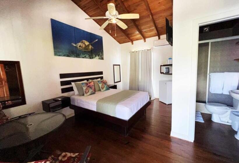 Eastern Harbor Resort