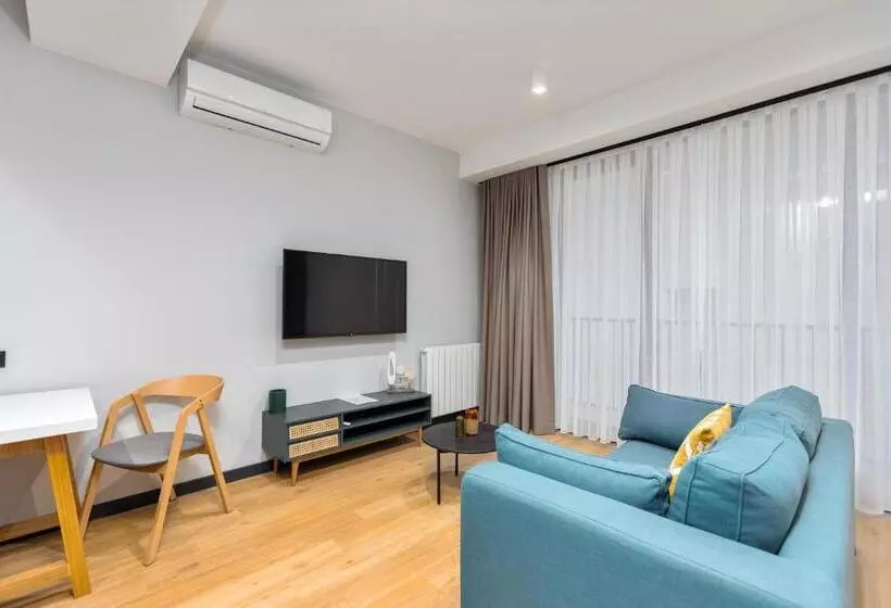 Gratus Aparthotel Tbilisi