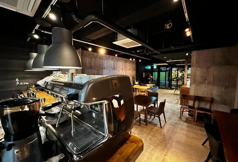 酒店 Artist Village Apartments Kochi