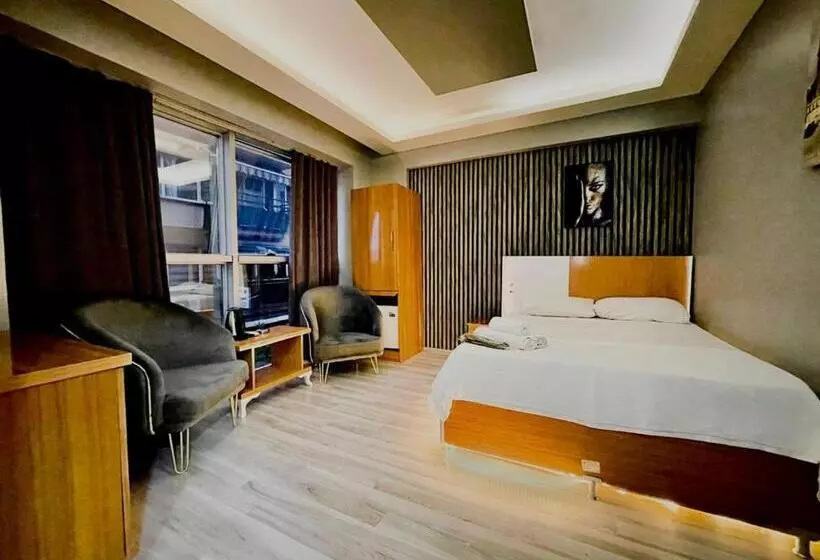 ホテル Dinc Rezidans