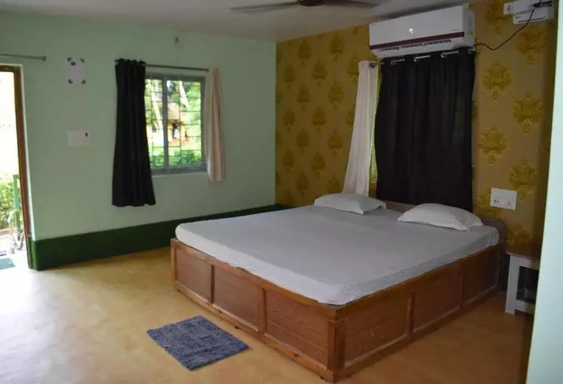 ホテル Kanikasundari Home Stay