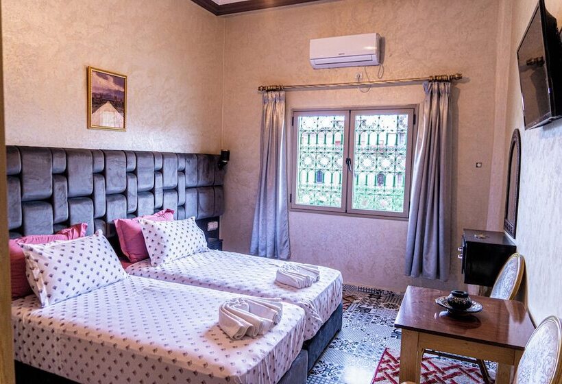 호텔 La Vallee Des Kasbahs Chez Ilyas