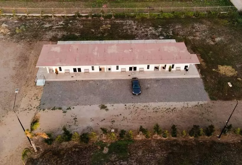 Hotelli & Rv Park Rosa Evelyn