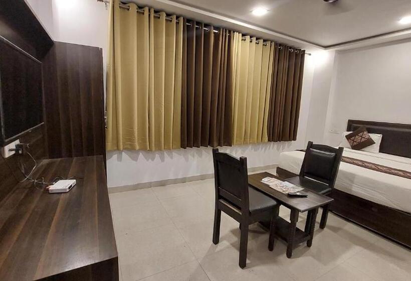 Hôtel Sunrise   Palace With Rooftop Restaurant