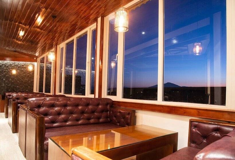 هتل The North Star