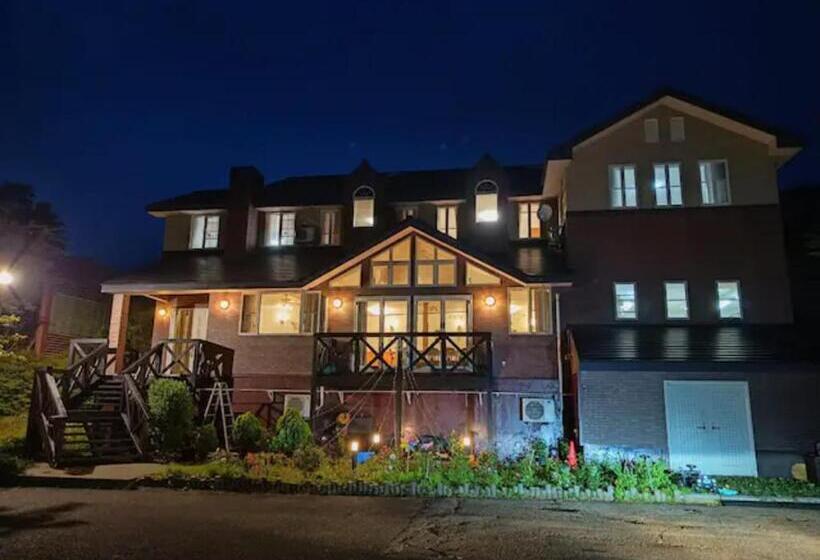 Pensió Hana No Paradise