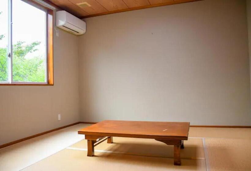 Pensió Hana No Paradise