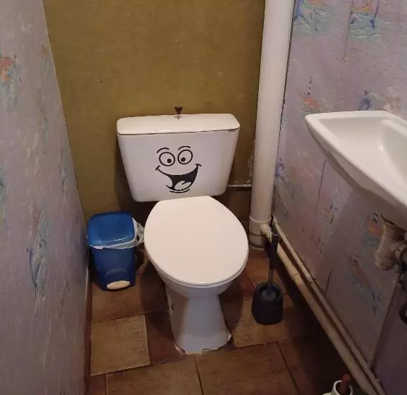 ペンション Room In Bb   Lit 2 Personnes Avec Un Grand Bureau