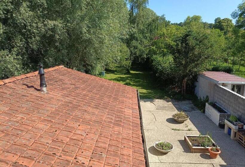 Пансион Room In Bb   Lit 2 Personnes Avec Un Grand Bureau