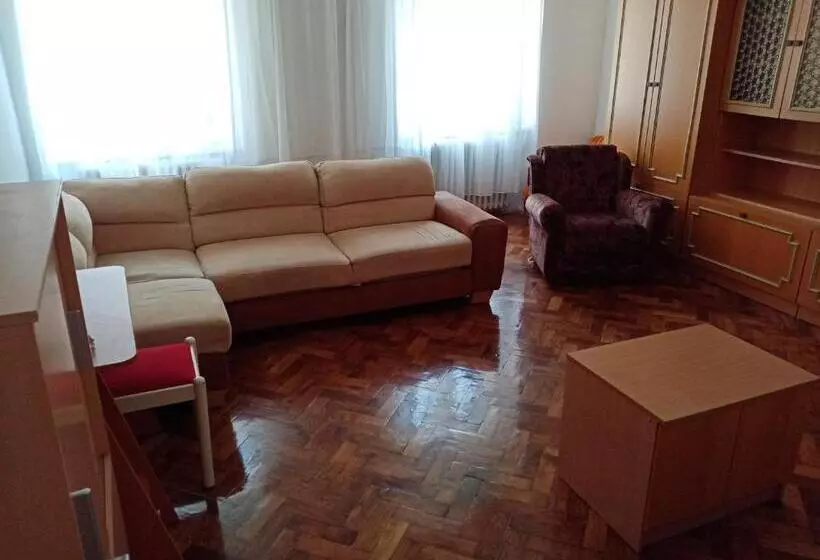 پانسیون Rooms For Exit 2024   For 2 Or 4 People For 4 Nights 11 15 July