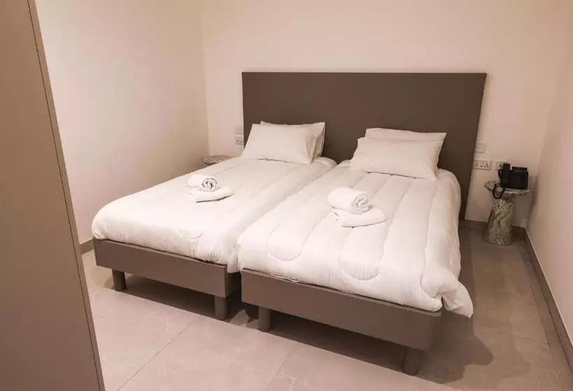 پانسیون The Central Guesthouse