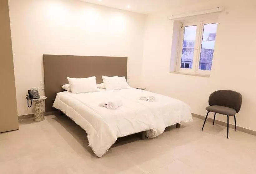 پانسیون The Central Guesthouse