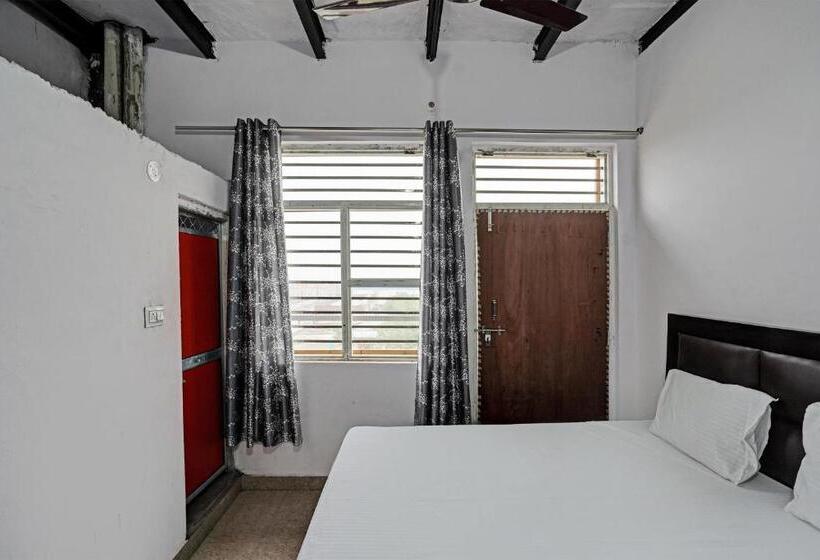 Spot On Hotel Delight