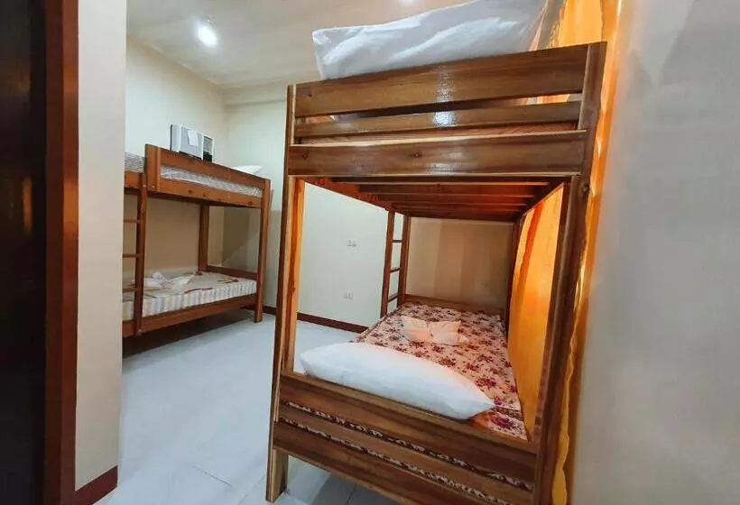 ベッドアンドブレックファースト Amarav Pension House Nacpan El Nido
