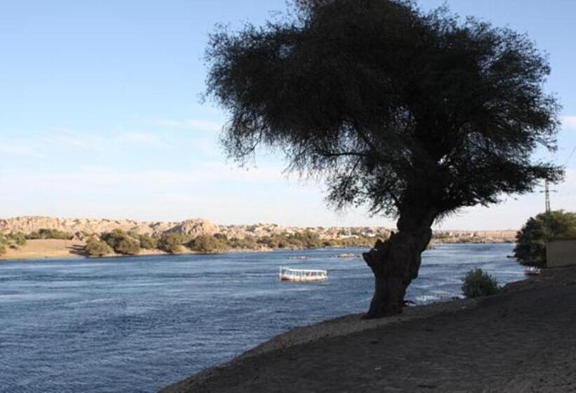 تختخواب و صبحانه Anakato Nubian Experience