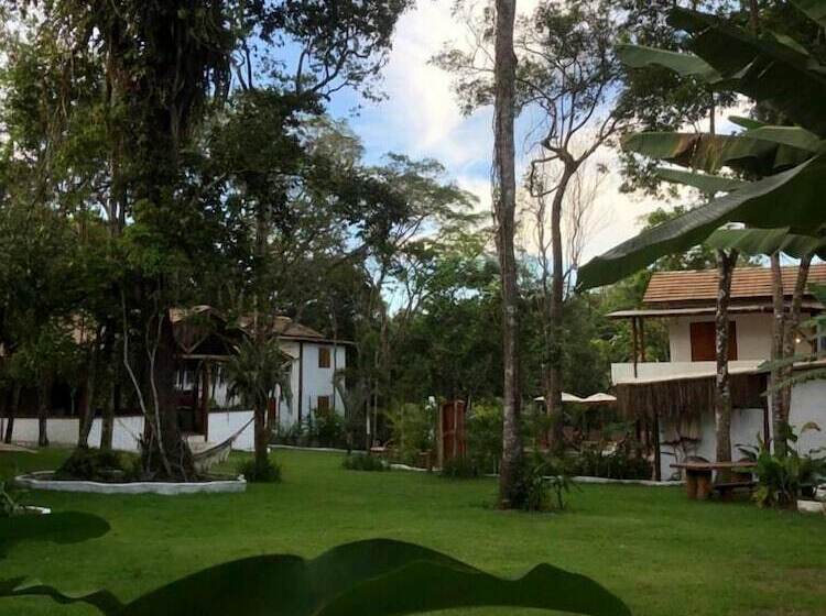 مسافرخانه Villa Sagui