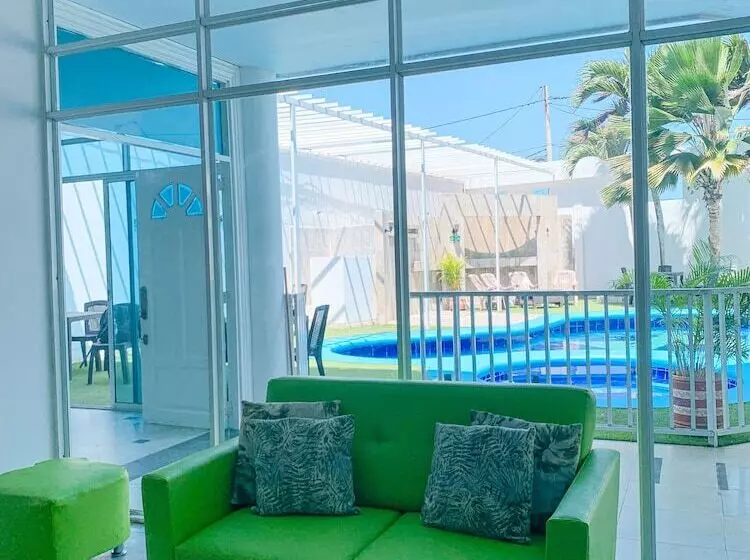 ホテル Abi Inn By Geh Suites