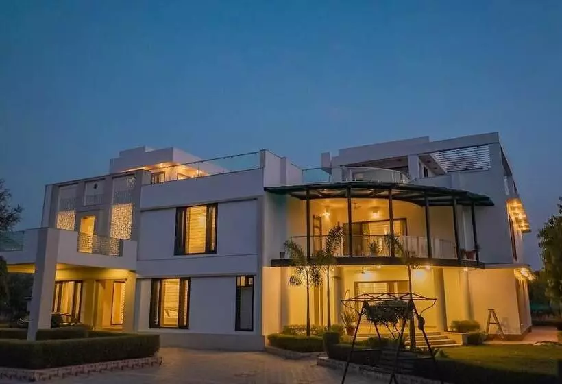 ホテル Amayra The Luxury Farm