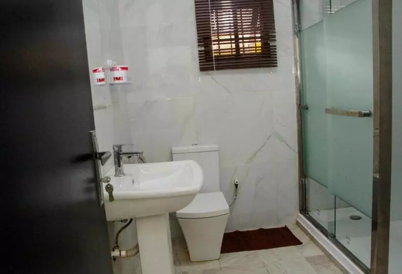 ホテル Mitos Luxury Suites  Somosu