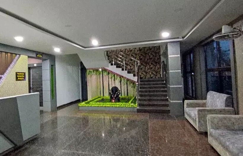ホテル Nirmalya Inn