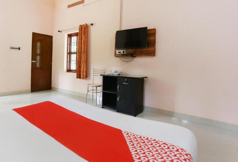 هتل Oyo Flagship Sreedevi Garden