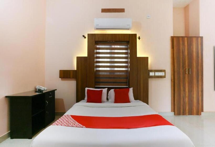 هتل Oyo Flagship Sreedevi Garden