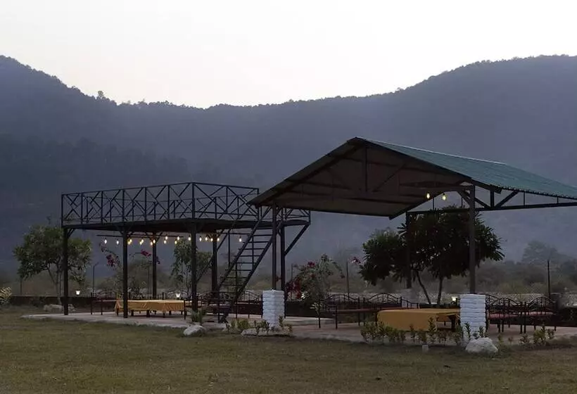 ホテル River Valley Resort